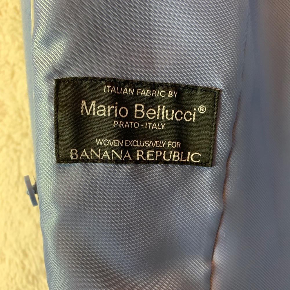 Beautiful! Very unique, slimming coat - Picture 3 of 4